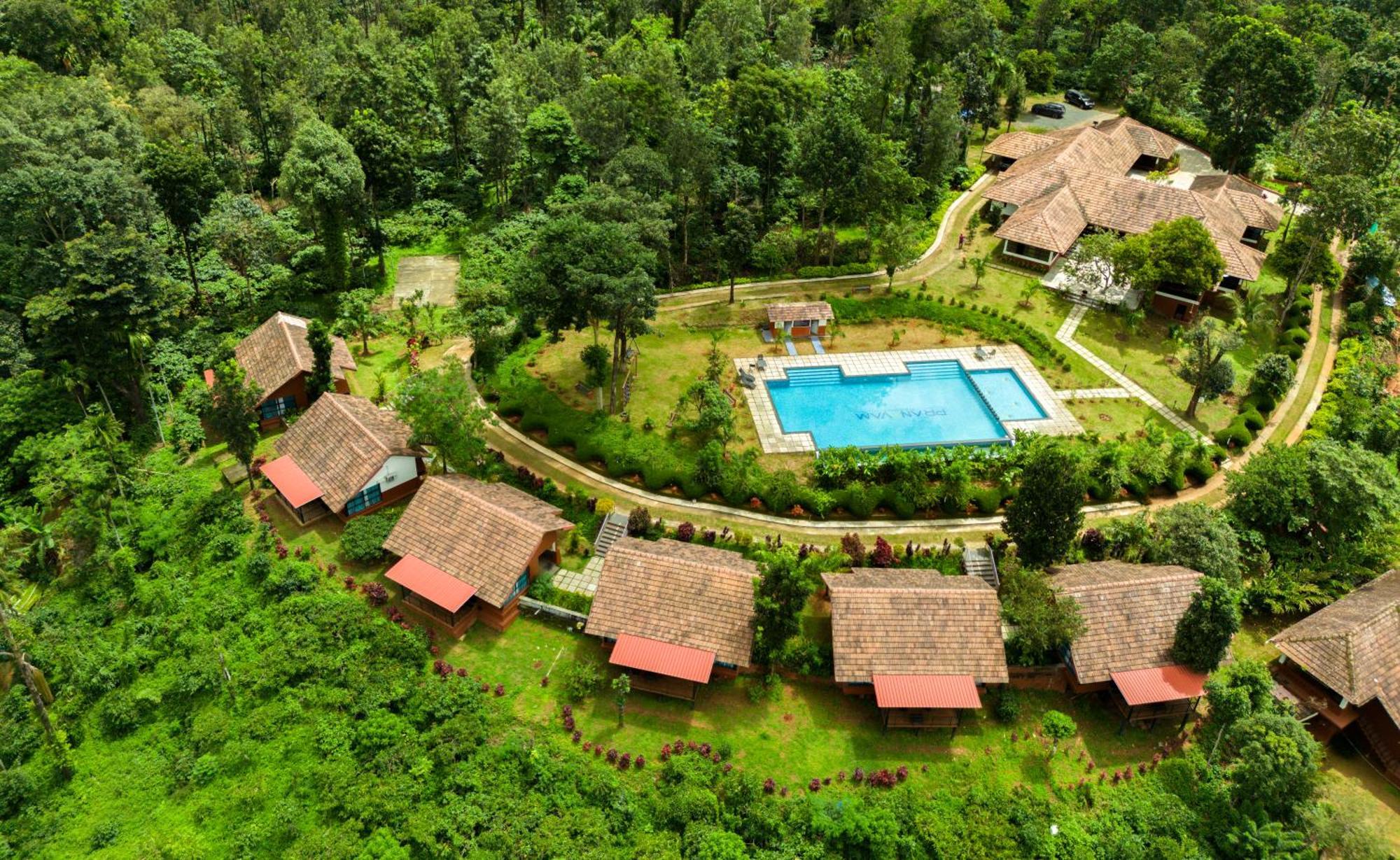 Pranavam Resort & Spa Tariyod Exterior foto