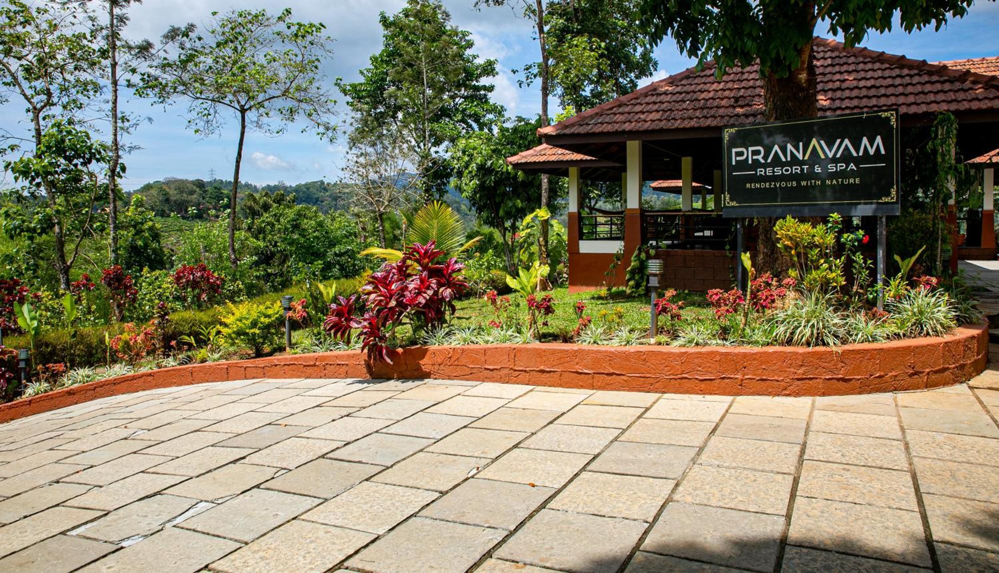 Pranavam Resort & Spa Tariyod Exterior foto