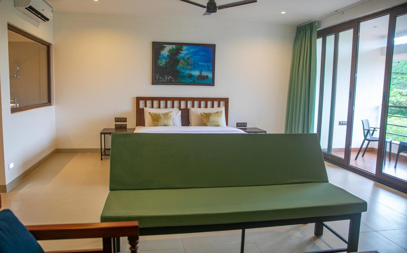 Pranavam Resort & Spa Tariyod Exterior foto